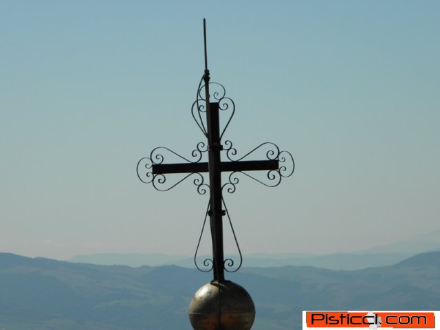 Croce su campanile