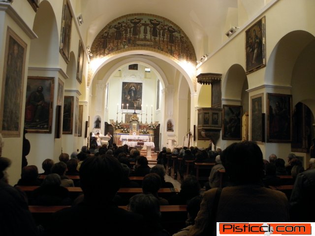 La navata centrale della Chiesa di Sant'Antonio