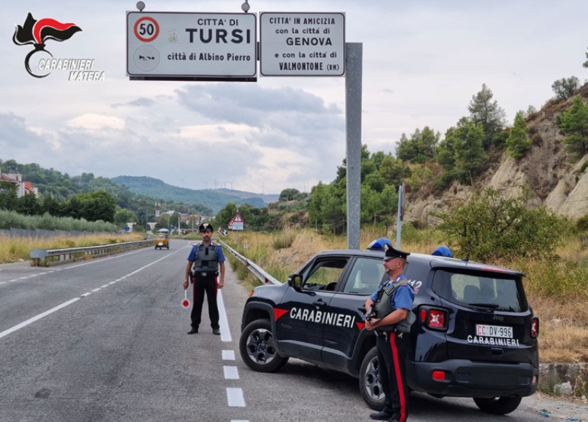 30enne arrestato dai Carabinieri per resistenza e lesioni a pubblico ufficiale