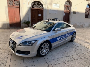 La polizia locale acquisisce, a titolo gratuito, un&#039;auto oggetto di confisca