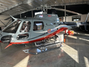 Un elicottero per il servizio di prevenzione e spegnimento degli incendi boschivi