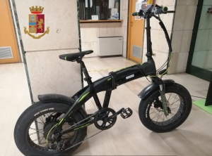 Sorvegliato speciale di Pisticci ruba bici elettrica a Matera: arrestato dalla Polizia