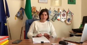 La sindaca di Pisticci Viviana Verri scrive una lettera al direttore della Banca Popolare Pugliese