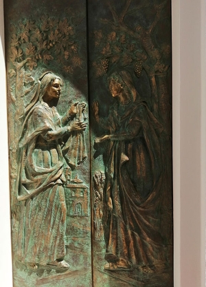 Sabato la festa della Madonna di Picchione con l’inaugurazione del nuovo portone in bronzo
