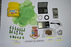 La Polizia sequestra 123 grammi di eroina. Due donne in arresto