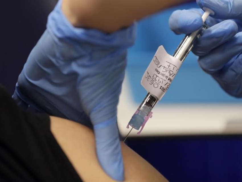 Hub vaccinale di Tinchi aperto anche di pomeriggio: i nuovi orari