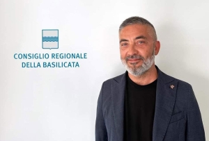 Incidente Bus: la vicinanza del consigliere regionale Rocco Fuina