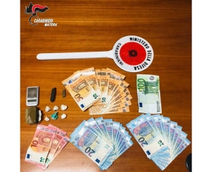 Carabinieri arrestano 46enne per detenzione finalizzata allo spaccio di droga