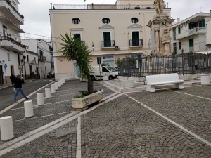 Fratelli d’Italia: “Per l’amministrazione Verri, è più importante la play station o la manutenzione delle strade?”