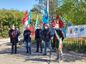 Presidio unitario Valbasento, le richieste di Cgil, Cisl e Uil durante la manifestazione di oggi