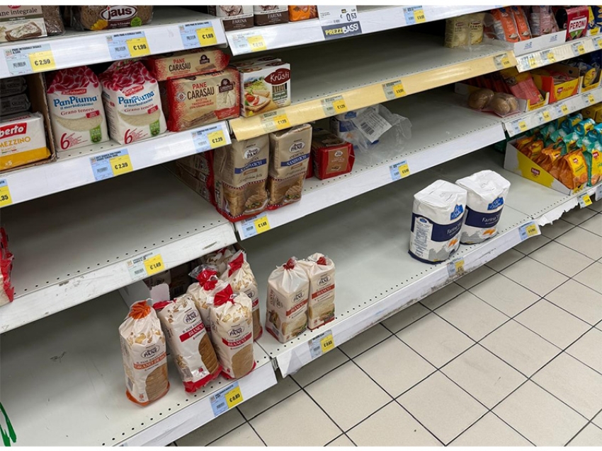 Nel pisticcese i primi effetti della protesta: scaffali meno forniti nei supermercati