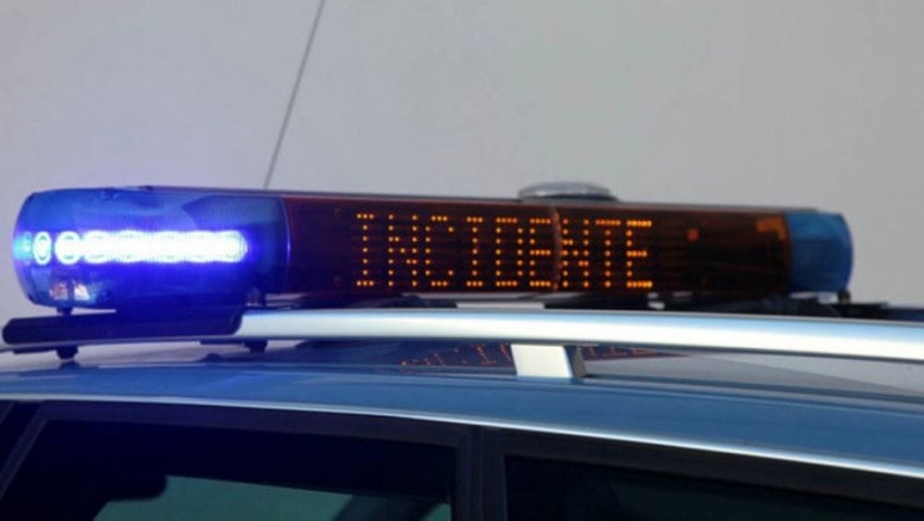 Incidente sulla SS 106 all’altezza di Pisticci: Tir contro lo spartitraffico, illesi i due autisti