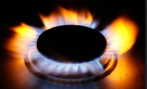 Bonus Gas: Bardi firma la legge regionale “Misure regionali di compensazione ambientale per la transizione energetica ed il ripopolamento del territorio lucano”