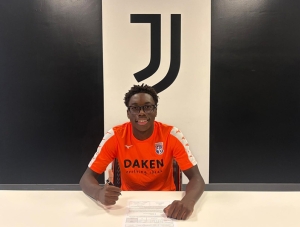 Il materano Odifax Di Pede firma per la Juventus under 15 a Vinovo
