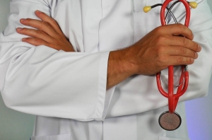 Di Trani: “Ridurre il campo d’azione dei medici è una vergogna”