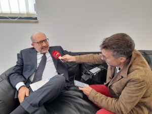 Radio France intervista l'assessore Latronico sul gas gratis ai lucani