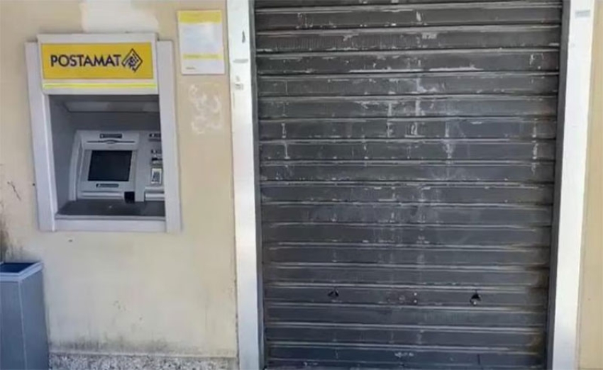 Tentano di rubare nell’ufficio postale, messi in fuga dai Carabinieri