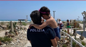 Ritrovata dalla Polizia, bambina di 5 anni smarritasi in spiaggia